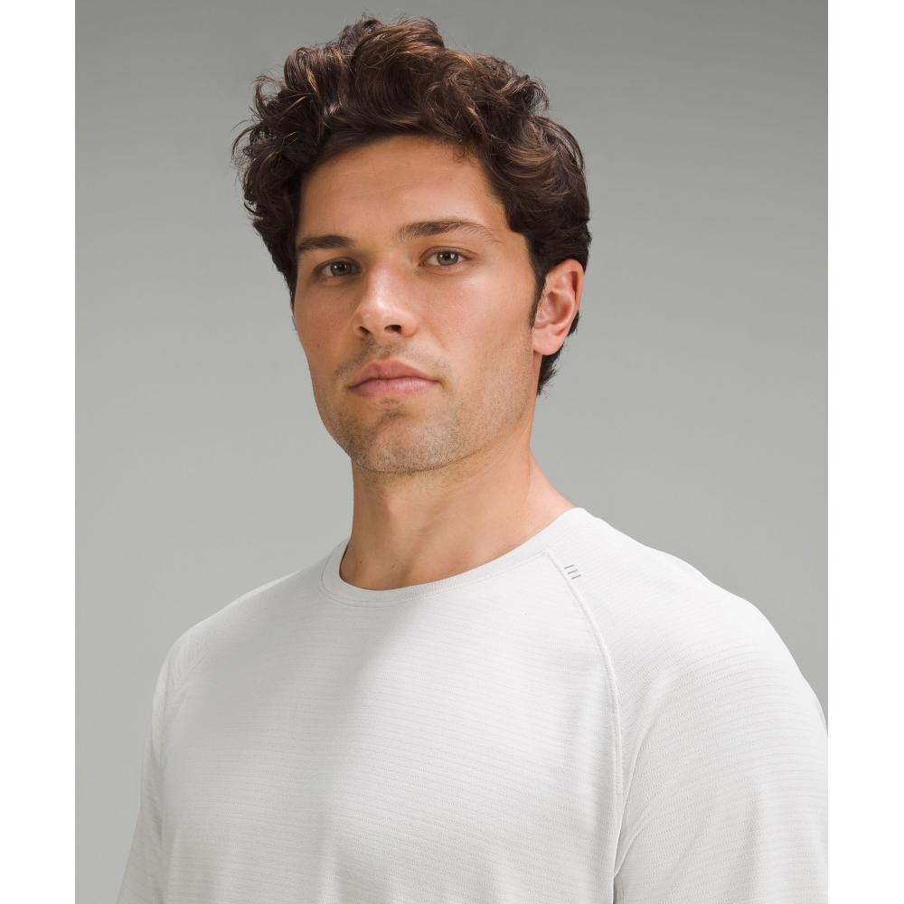 Lululemon License To Train Short Sleeve Shirt Vapor