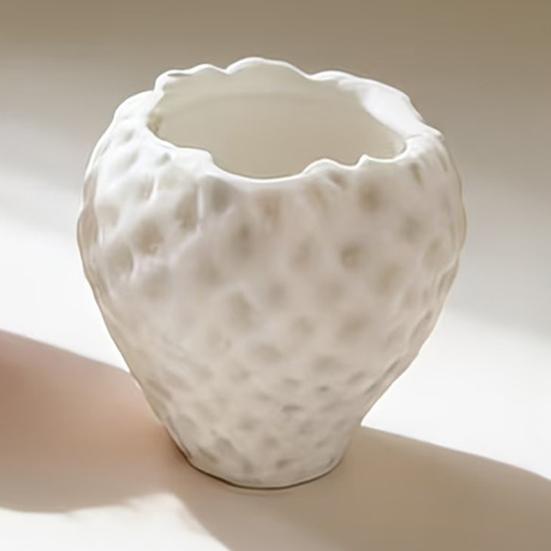3D Printed Flower Pot, Realistic Strawberry Mini Planter, with Matte Fresh Color Desktop Decor, Gift for Birthday Housewarming