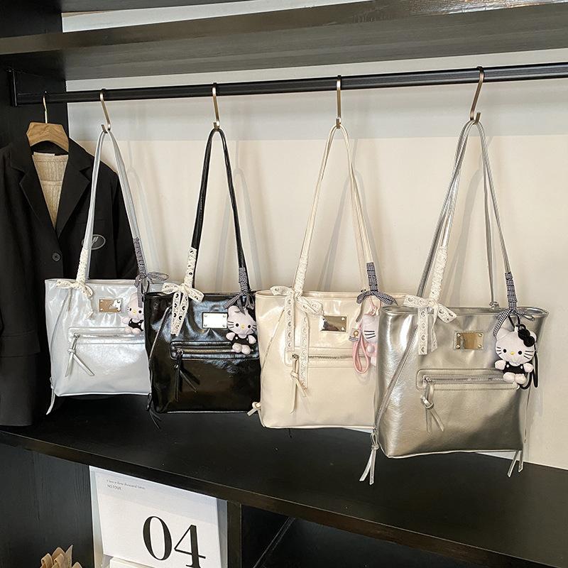 Trendy Solid Color Fashion Handbag Women's 2025 New Simple Texture Underarm Bag Niche Versatile Shoulder Bag