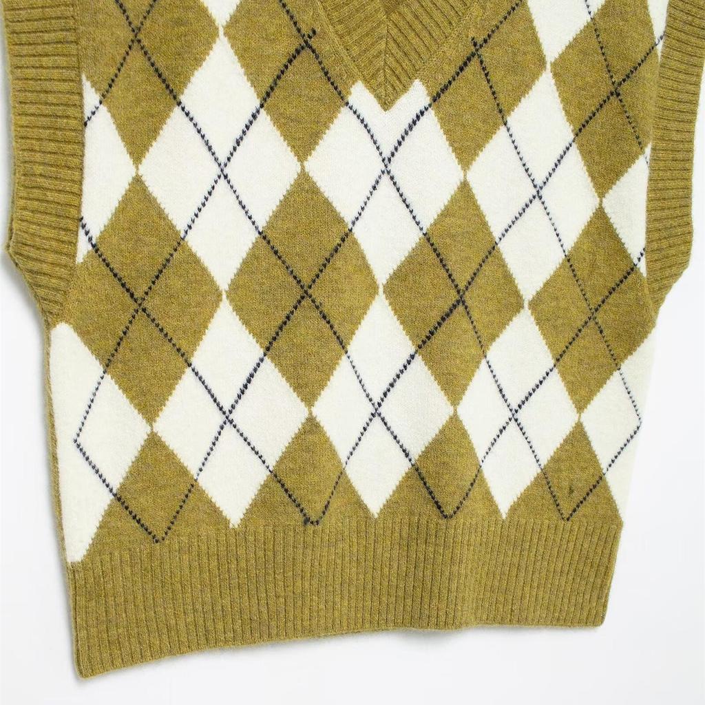 2025 Spring Women's Fashion Sleeveless Diamond Jacquard Knit Vest