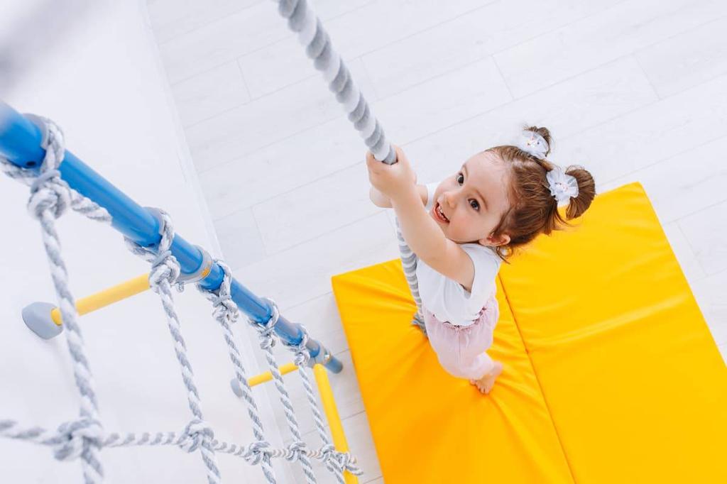 gymnastic mat Comet 150x100x10 three-piece - light green/yellow