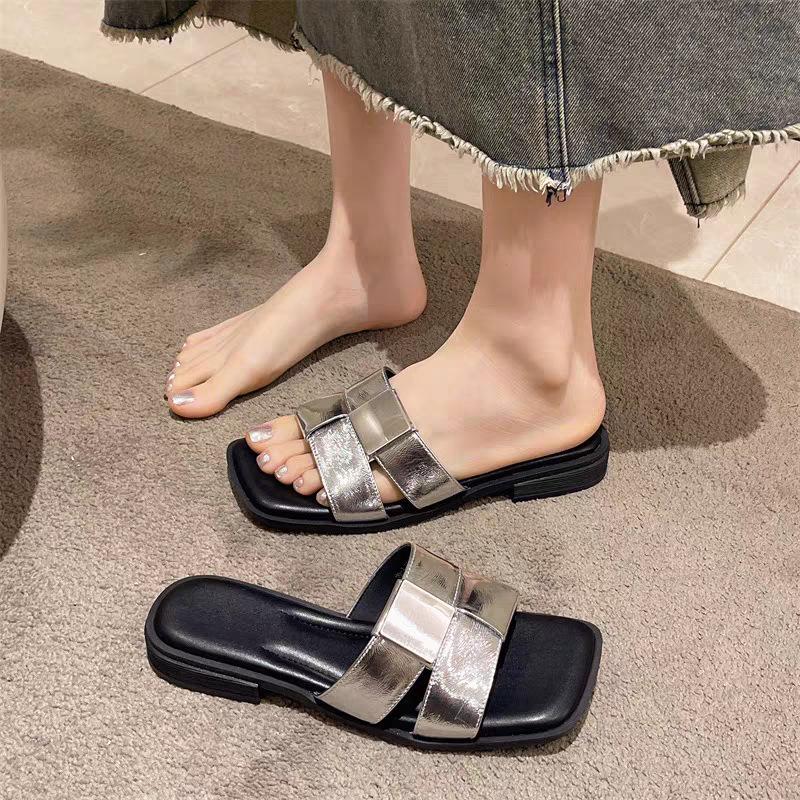 Silver One-word Cool Slippers Fairy Shoes 2025 New Summer French Fashion Outer Wear Flat-bottomed Versatile Women's Slippers