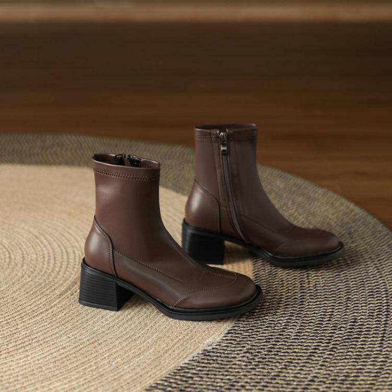 Autumn and Winter Leather High Heel Knight Boots Women's Rubber Sole Square Heel Round Head Korean Comfortable Side Zipper Women's Medium Boots