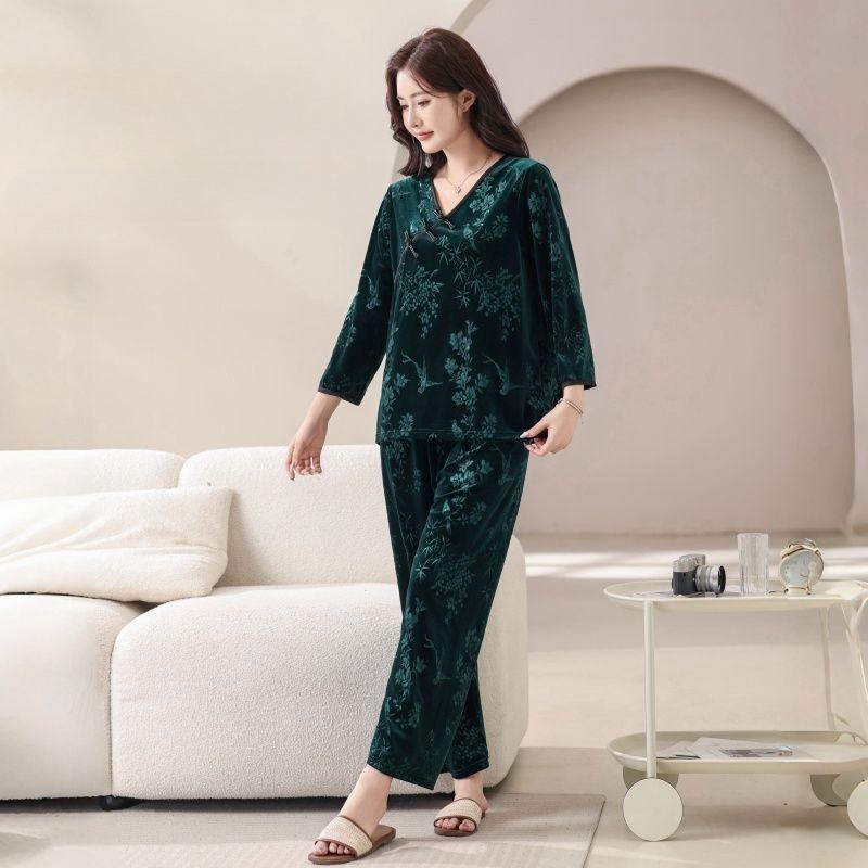 Autumn and Winter Women's Velvet Loungewear Printed Loose Plus Size Pajama Set