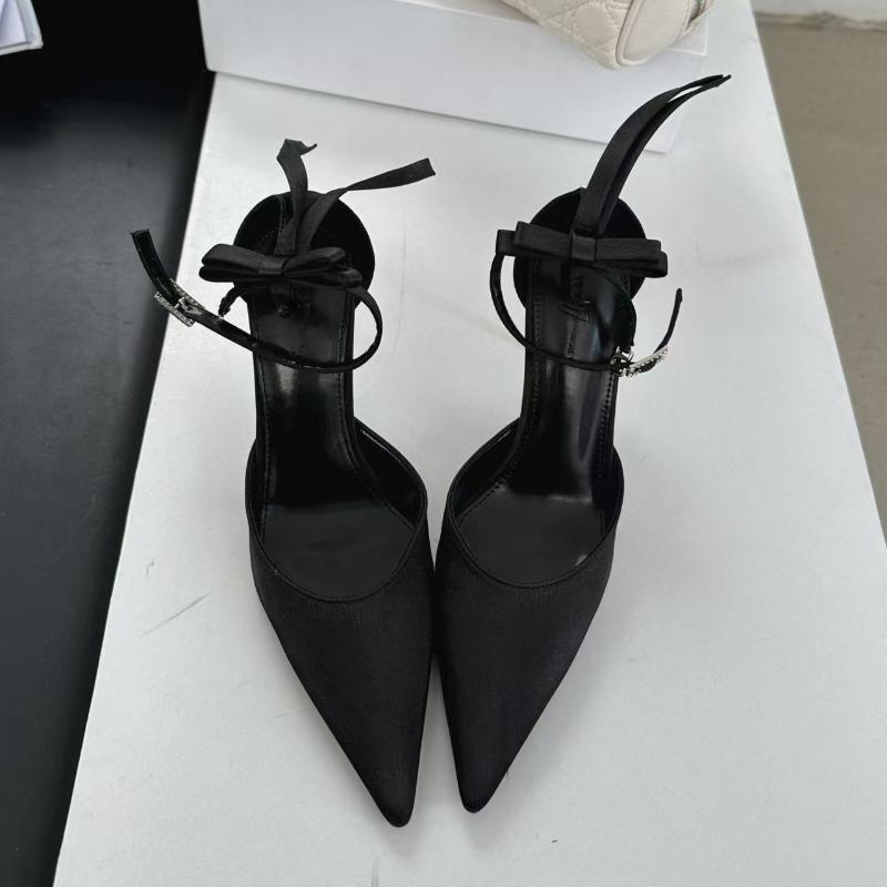 Fashion Spring and Summer New Pointed Toe Satin Heels Bow One Strap Women's Shallow Mouth Non-Slip Bag and Heel Sandals