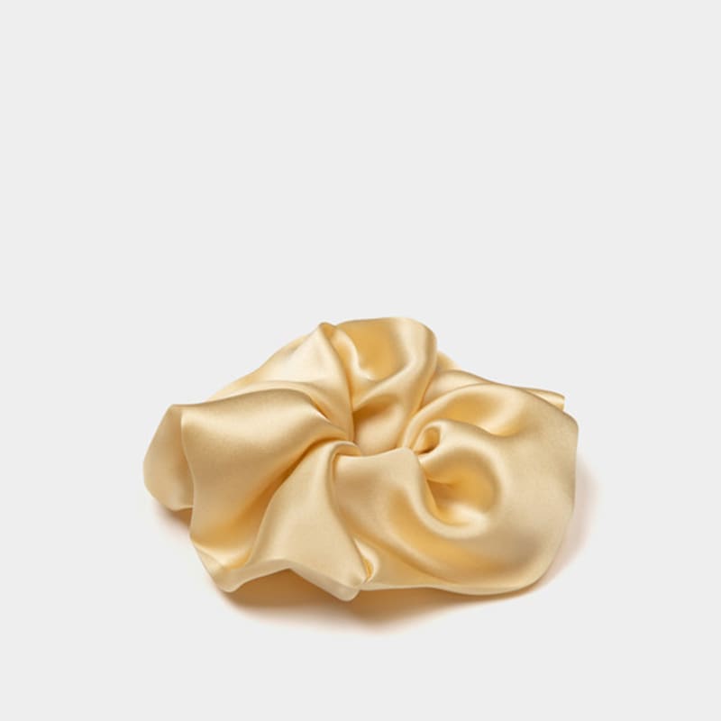 AVVINA PELLE Silk Scrunchie (M) - Butter
