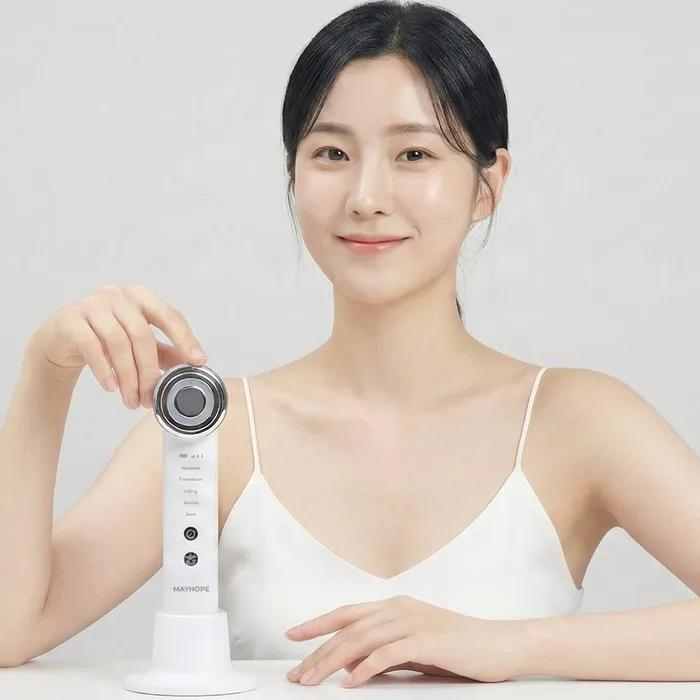 [6 Types of Clinical Trials] 5-in-1 Cooling Galvanic Radiofrequency Facial Massager