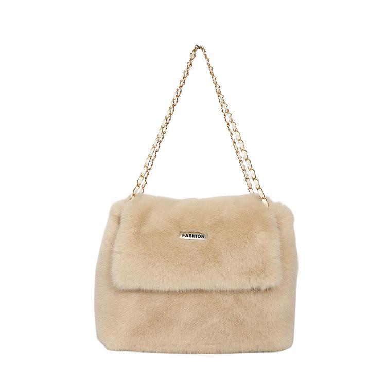 Autumn/Winter 2025 Women's Plush Makeup Bag: Trendy Large-Capacity Clutch & Crossbody Shoulder Bag