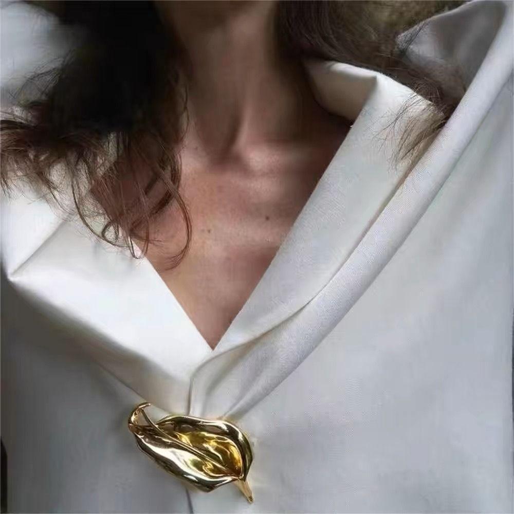 Minority Design Exaggerated Brooches Zinc Zinc Alloy Women Brooch Metal Leaves Flower Brooches  Girls