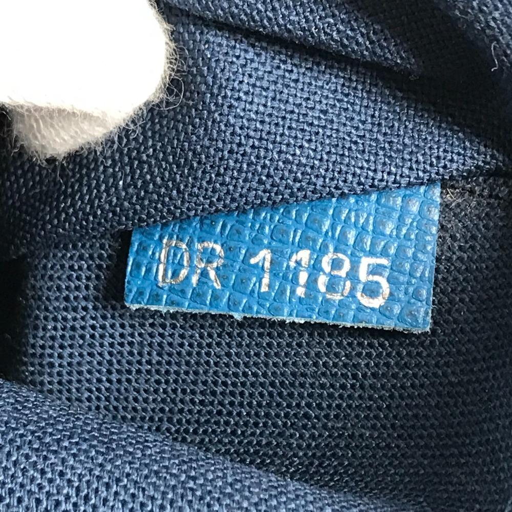 Louis Vuitton M30235 Taiga Grigori-Messenger PM Crossbody Shoulder Bag