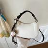 2025 summer new commuter beautiful fashion simple foreign style pendant personalized French retro shoulder handbag