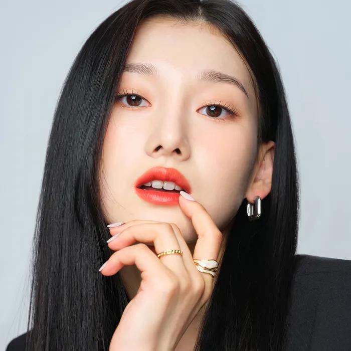 Veganer Aqua Glow Zero Fit Cushion 12g (SPF50 + PA ++++)