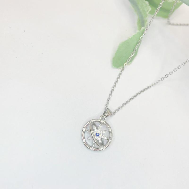 Cross-border Fashion Compass Earth Necklace with Four-leaf Clover Pendant - Birthday Gift for Girlfriend