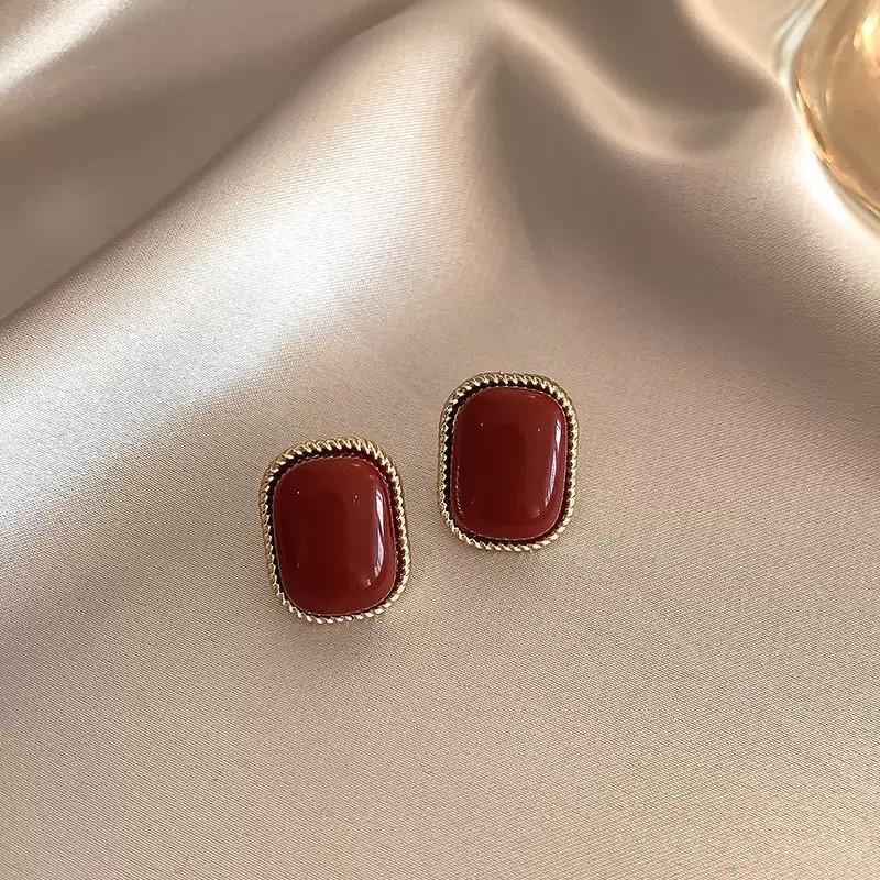 Vintage Enamel Stud Earrings for Women - Wine Red Geometric Square Metal Earrings, Hypoallergenic Wedding & Party Jewelry Gift