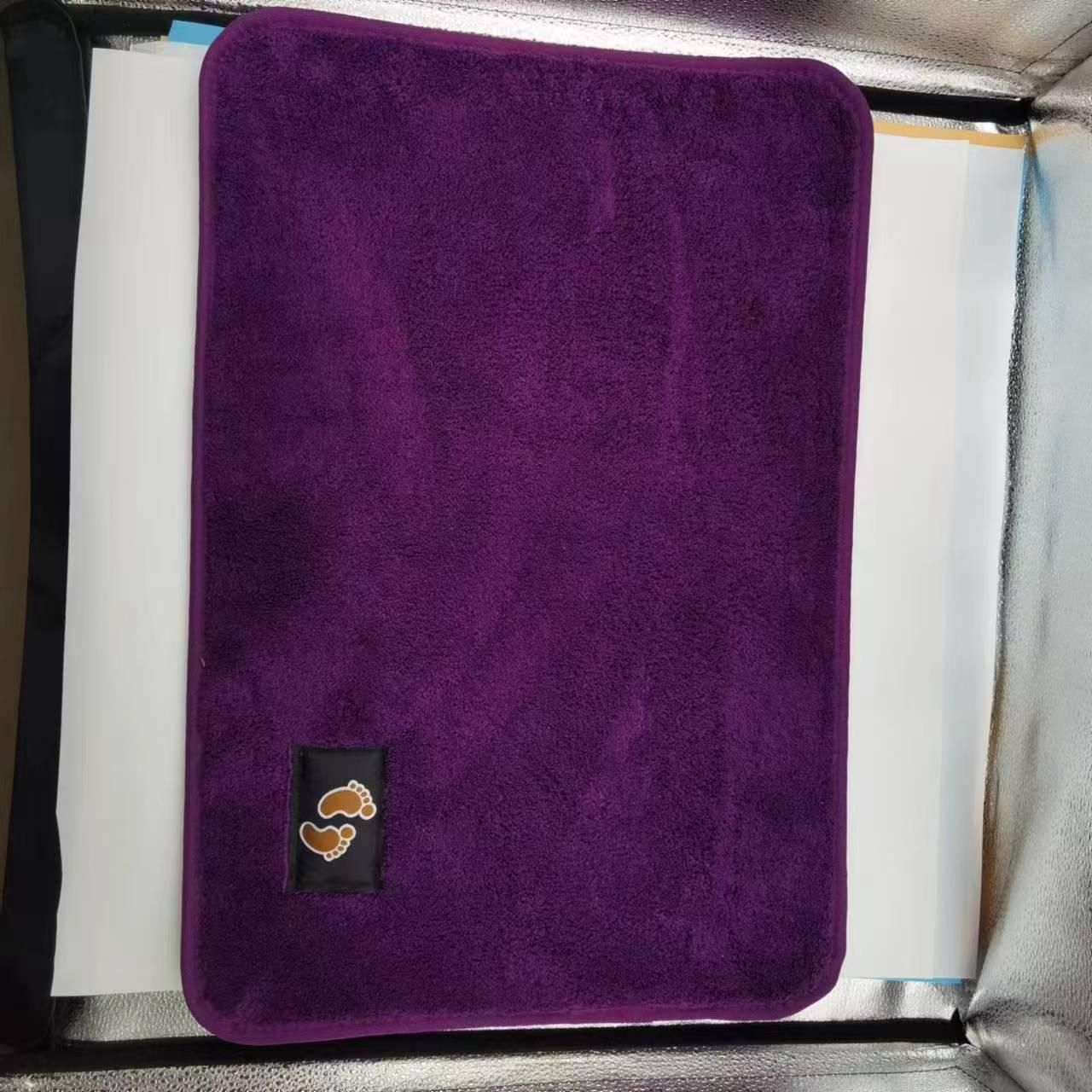 

Утолщенные нескользящие впитывающие коврики для ванной комнаты - водонепроницаемые и грязеотталкивающие коврики для дверей и туалетных ножек. 50x80 cm темно-фиолетового