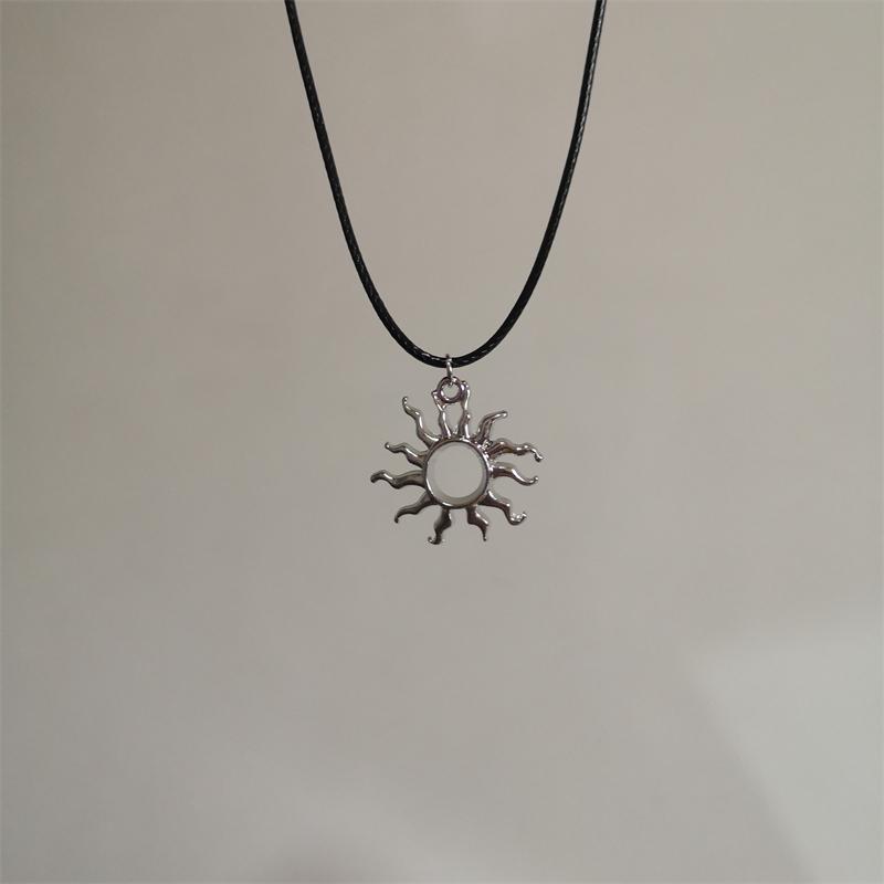 Vintage Spiral Vortex Pendant Hand-woven Leather Rope Necklace for Women Unisex Boho Pentagram Necklace Fashion 2023 Y2K Jewelry