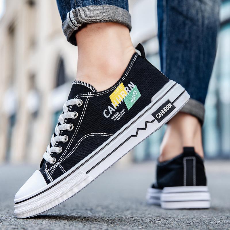 

2025 autumn new men s canvas shoes men s cloth shoes versatile low-top casual sports board shoes trendy men s shoes 39 чёрный