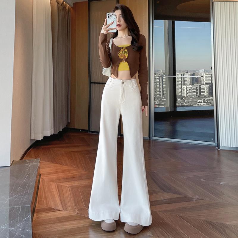 

Women s High-Waisted Light Blue Micro-Flare Jeans - Slimming, Fashionable, Floor-Length for Spring & Autumn. XL