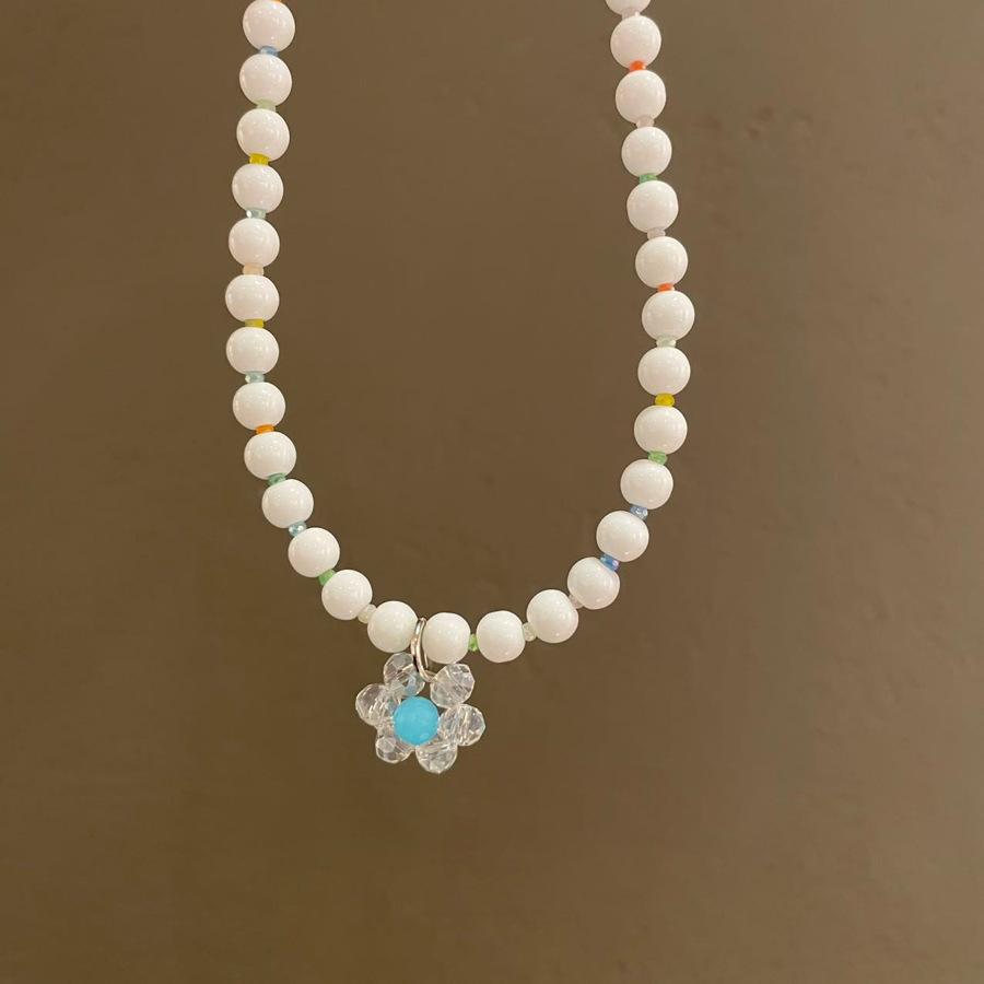 Glass crystal flower pendant necklace fashion light luxury ins style collarbone chain niche versatile temperament jewelry