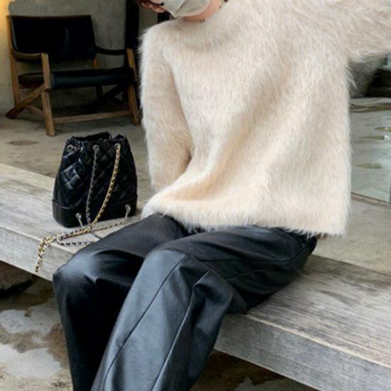 Cozy Mink Velvet Women's Sweater: Thick, Premium Knit for Autumn/Winter - Chic, Relaxed Style