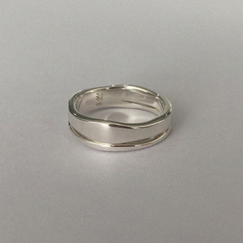 

reve Wavy melting ring 12