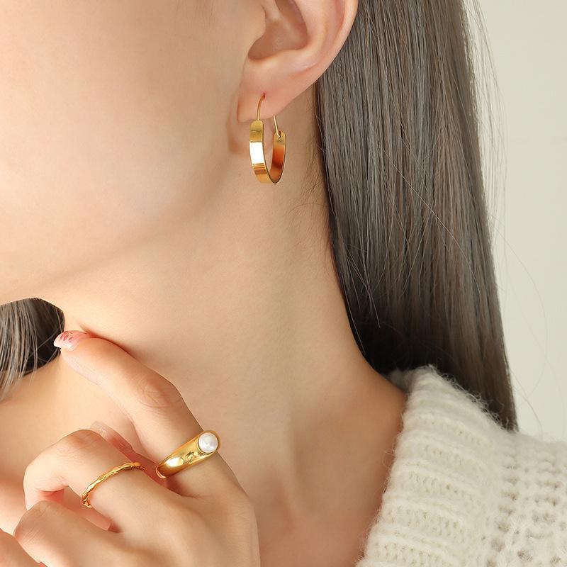Trendy Minimalist Gold-Plated Titanium Hoop Earrings - Autumn/Winter Style F328