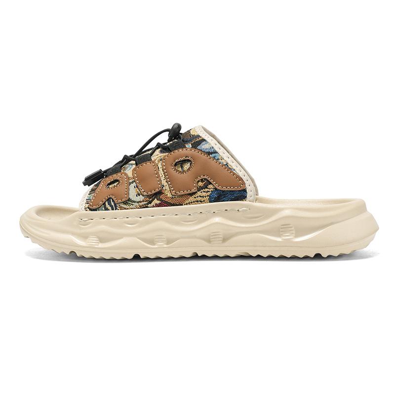 Slippers Summer 22 New Outer Wear Non-slip and Wear-resistant One-word Drag Beach Casual Cool Slippers