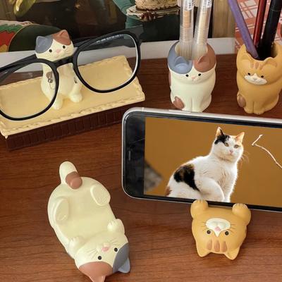 Resin Cat Figurine Phone Stand Cute Cat Shaped Eyeglass Frame Holder Animal Gifts for Cat Lovers Home Office Desk Decor