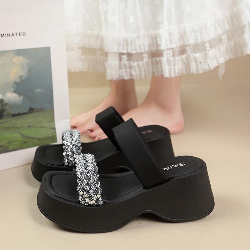 

Фея Фэн-шуй Бриллиантовые однословные тапочки Женская летняя обувь 2025 Новые туфли на платформе, туфли-маффины, пляжные туфли, сандалии женские 40 чёрный