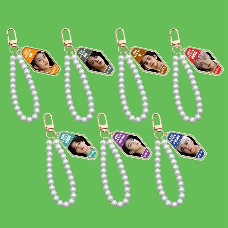 7 шт. Акриловый брелок K-pop BTS с жемчужной цепочкой, Брелок с именем и фото участника, Подвеска на сумку K-pop идола, Милый брелок-подвеска для фанатов ARMY 7pcs