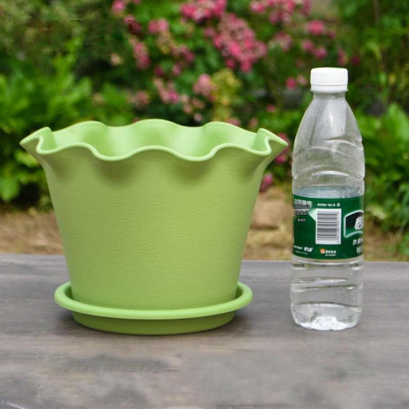 Yingtang Durable Ruffled Plastic Flower Pot