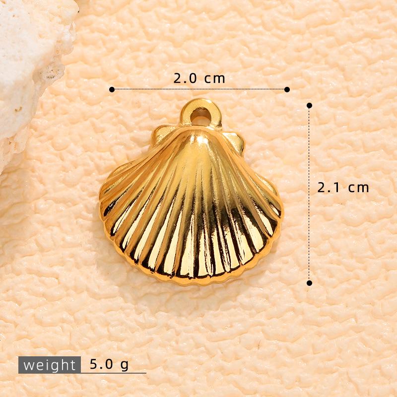 Stainless Steel Scallop Seashell Necklace for Women - Niche Design Titanium Jewelry Accessories