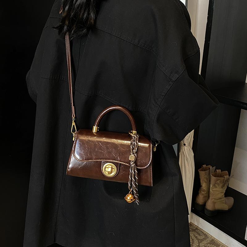 2025 New Year's Christmas Fashion Small Square Bag Women's Handbag Red Wedding Bag Shoulder Messenger Bag