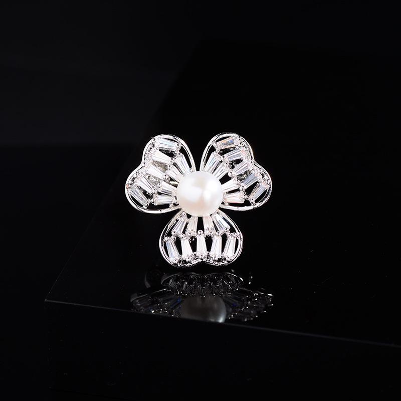 Broșă Elegantă cu Zircon Micro-Incrustat: Accesoriu de bijuterie la modă, potrivit pentru orice ținută, pentru vară