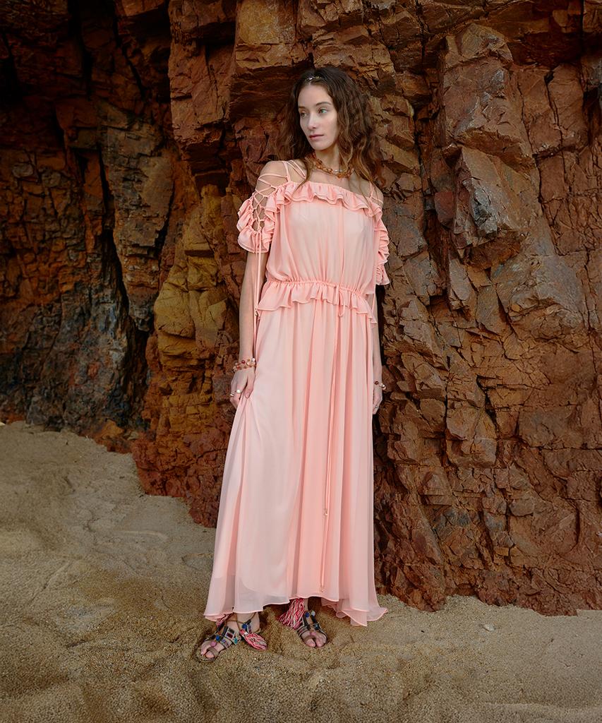 Aiseugadeuneiogongpal Off-Shoulder Chiffon Dress_Peach Cream