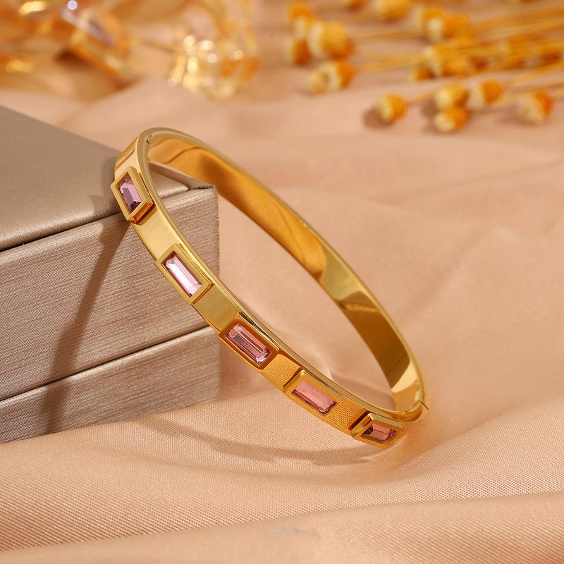 European and American Fashionable Square Emerald Open Titanium Steel Bracelet for Women, Versatile