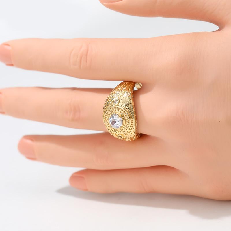 Vintage Inlaid White CZ Women's Ring Ethnic Gold Color Hand Carving Daily Wear Party Jewelry Anniversary Gift