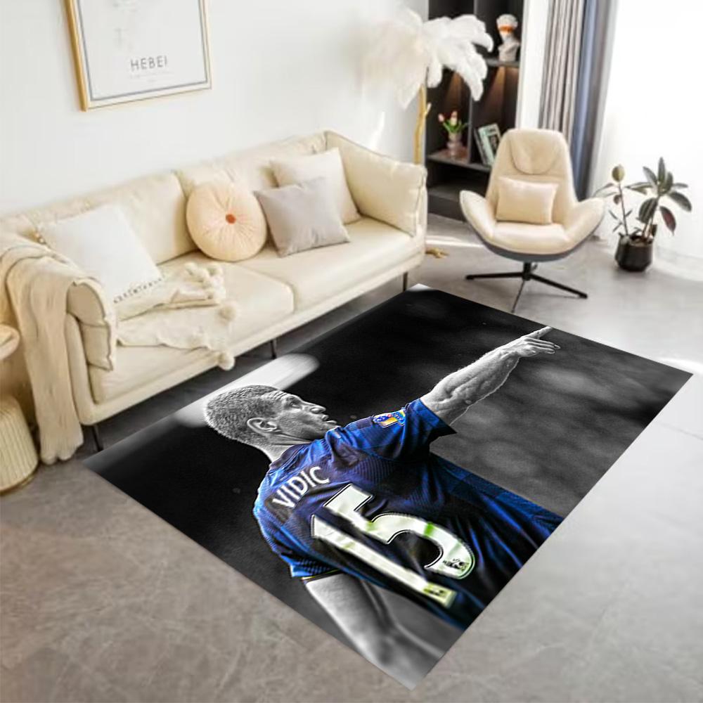 Manchester United's Rainy Day Hero Floor Mat Suitable for Outdoor Balcony Decorate room Foyer Anti-slip Rug Decorate Offices Perfect Gift for Women/Me