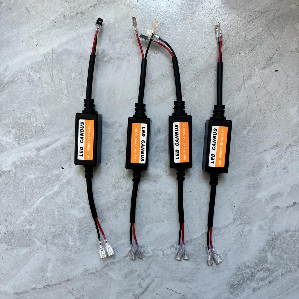 1~4PCS H1/H4/H7/H11 9006 9007Automotive LED Decoder 12V Black Anti-Flicker LED Canbus Decoder Adapter Anti-Flicker Interference