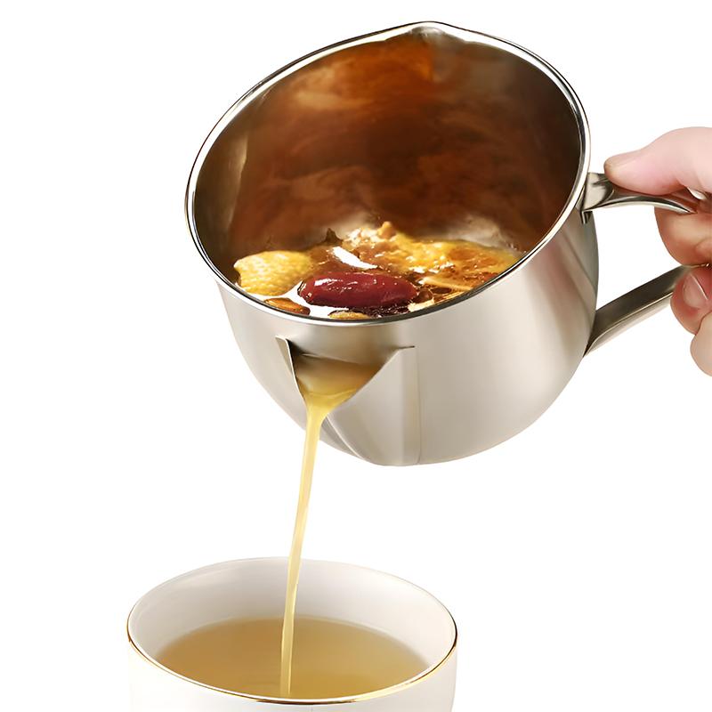 Separator de Grăsime cu Capac și Design cu Gura Dublă, Strecurătoare din Oțel Inoxidabil pentru Sosuri și Gravy pentru Supă, Ciorbă, Tocană, Mâner Rece la Atingere