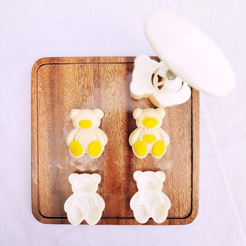 50g Cute Beer Shaped Pastry Moulds Mooncake Molds Mooncake Mould Hand Pressure Plastic Material Baking Accessories Tools