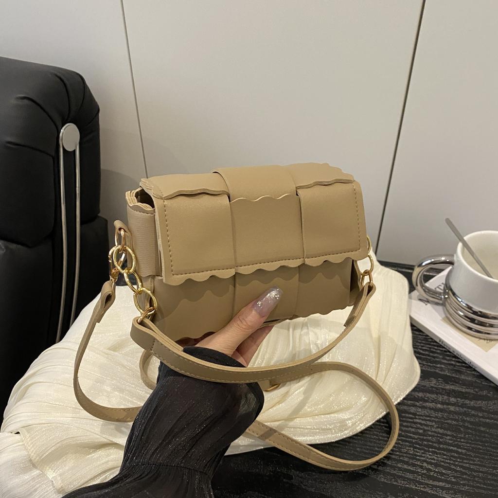Summer popular small bag women 2025 new trendy Korean version versatile messenger bag Internet celebrity shoulder fashion small square bag