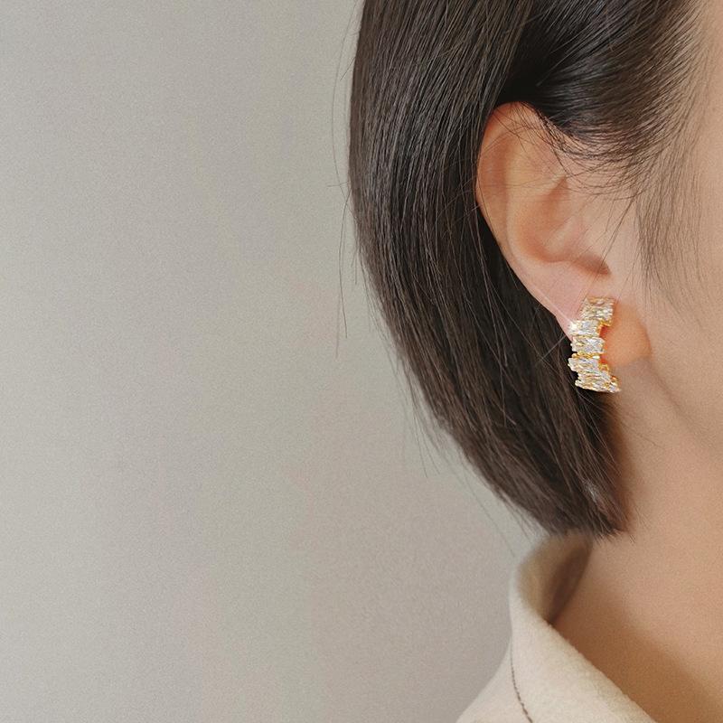 French Luxury Zircon C-Shaped No-Piercing Earrings for Women