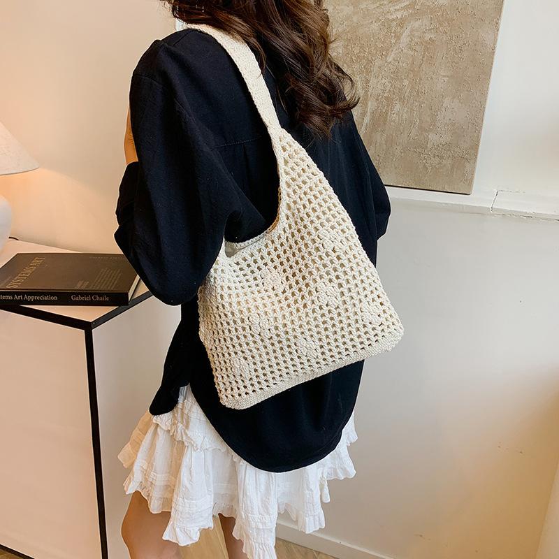 Woven bag women's 2025 new fashion versatile shoulder bag large capacity tote bag beach vacation bag