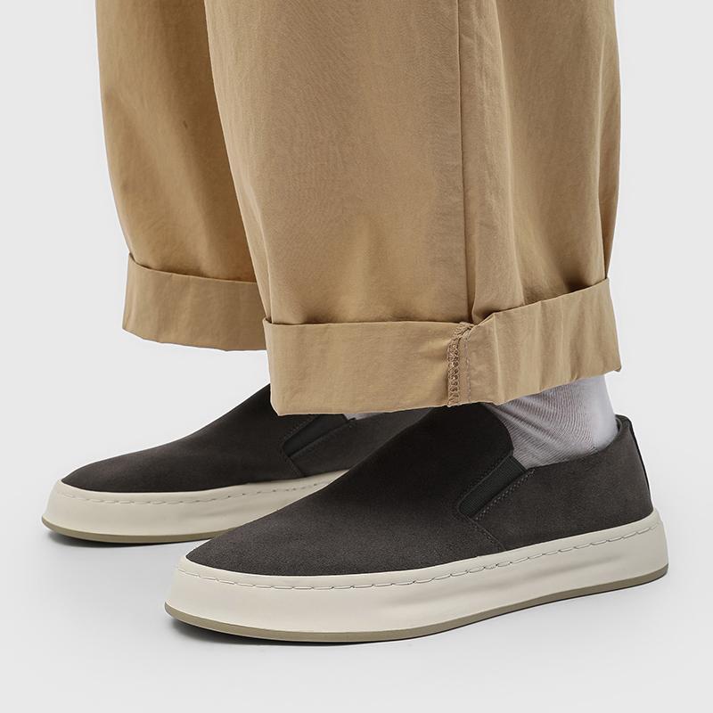 

Модный бренд Мужская обувь для ходьбы Новые мужские повседневные лоферы на плоской подошве Универсальная мужская модная деловая обувь Модная обувь на мягкой подошве для мужчин 46 серый