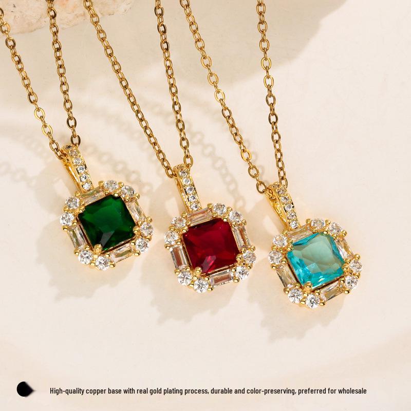 Exquisite High-End Zircon Pendant Necklace for Women