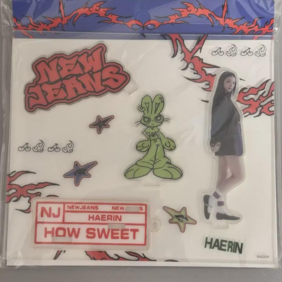 

Акриловая подставка Newjeans Haerin Ver