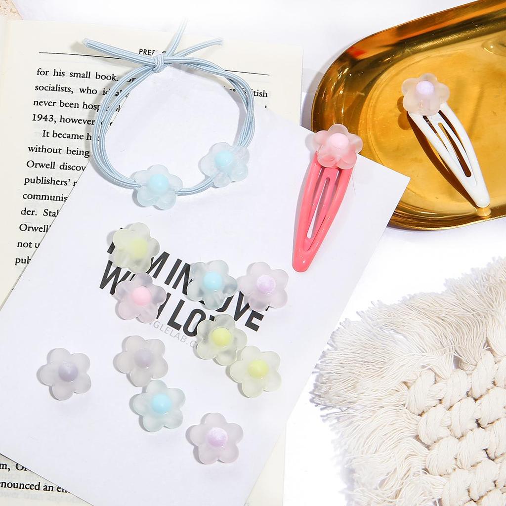 Akrylové korálky na polevu s mezerami Průhledné korálky ve tvaru květin/srdce/hvězdy pro výrobu šperků, příslušenství k náhrdelníkům