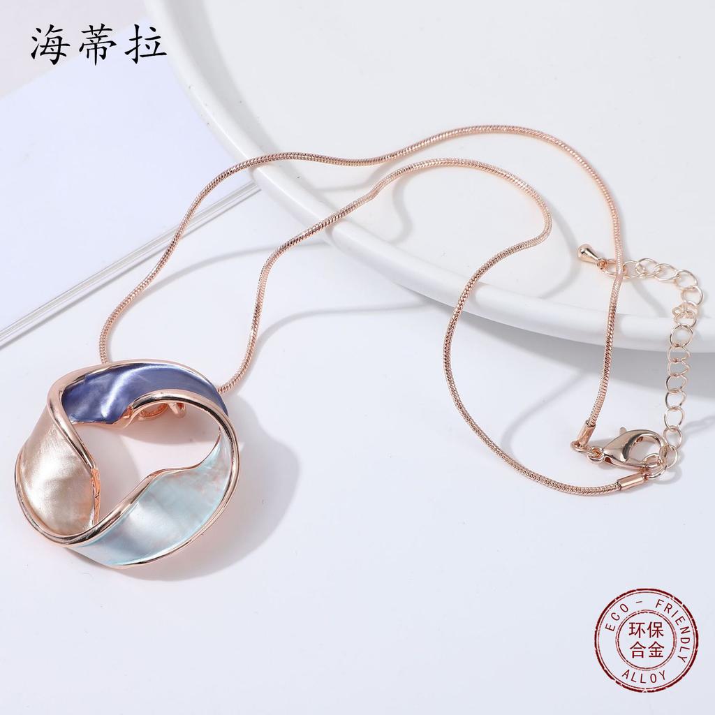 New Round Personality Hollow Round Geometric Color Pendant, Color Painted Oil Petal Ladies Clavicle Chain