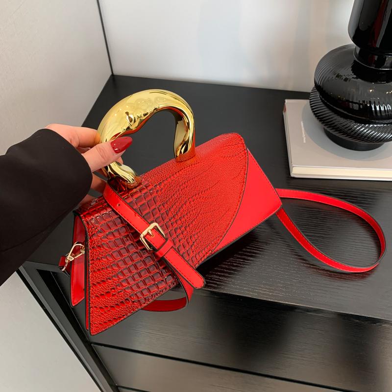 

Высококачественные прочные сумки через плечо из искусственной кожи, дизайнерские стильные сумки для женщин, горячая распродажа, повседневные классические сумки с пряжкой